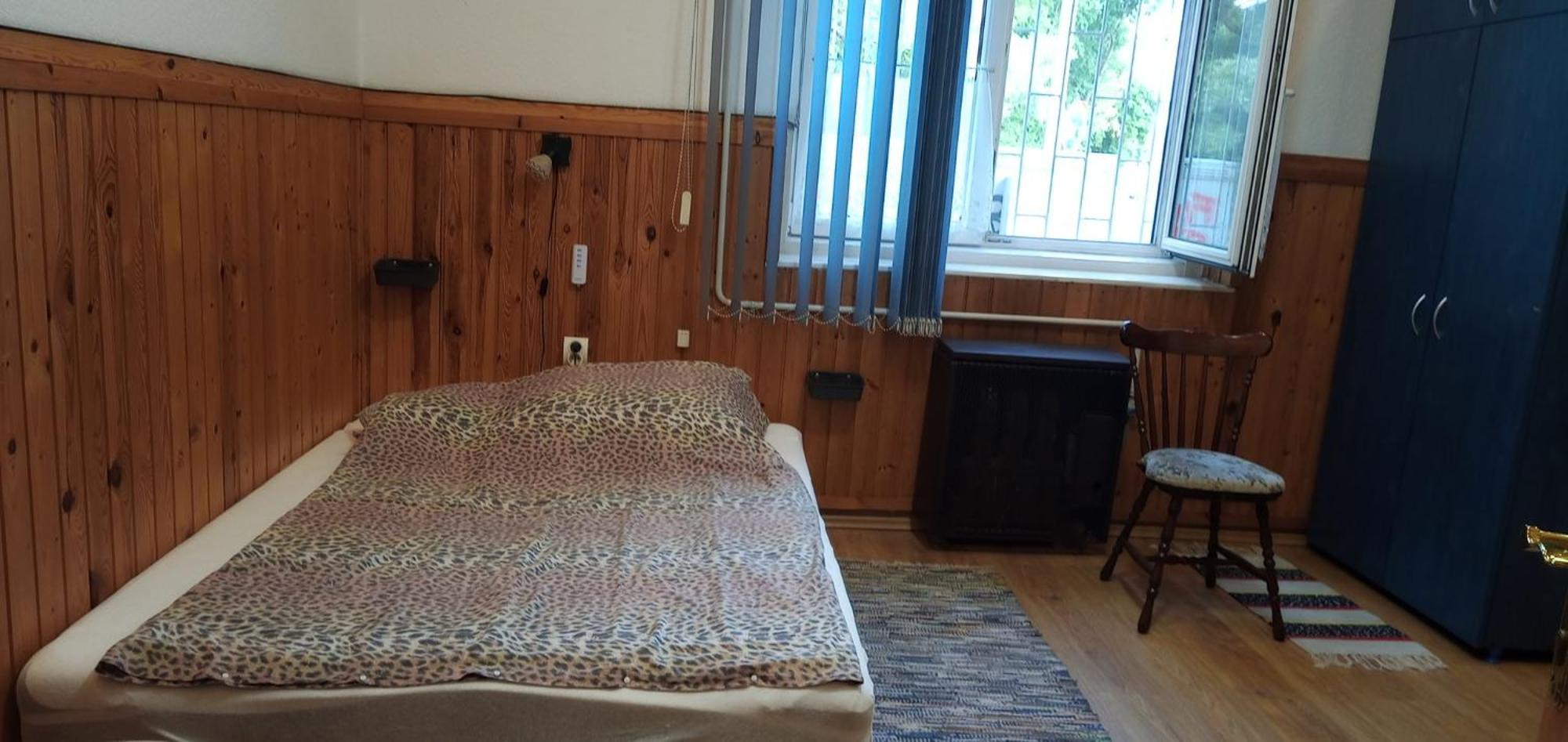 Cívis Debrecen Hostel Buitenkant foto